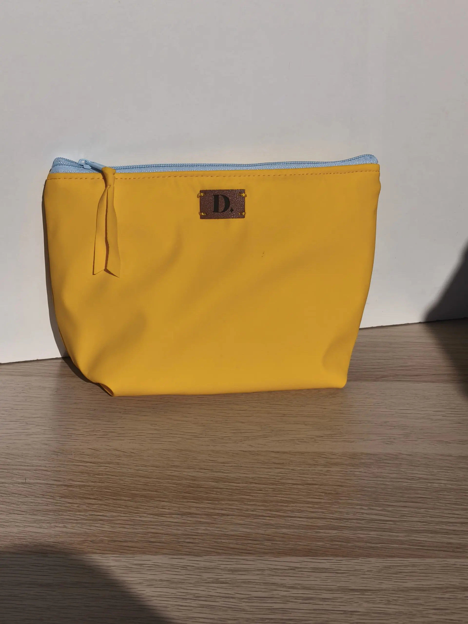 Neceser Impermeable "Yellow" Mediano