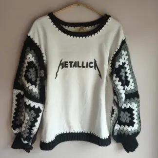 Sudadera Upcycled "Metallica" Crochet
