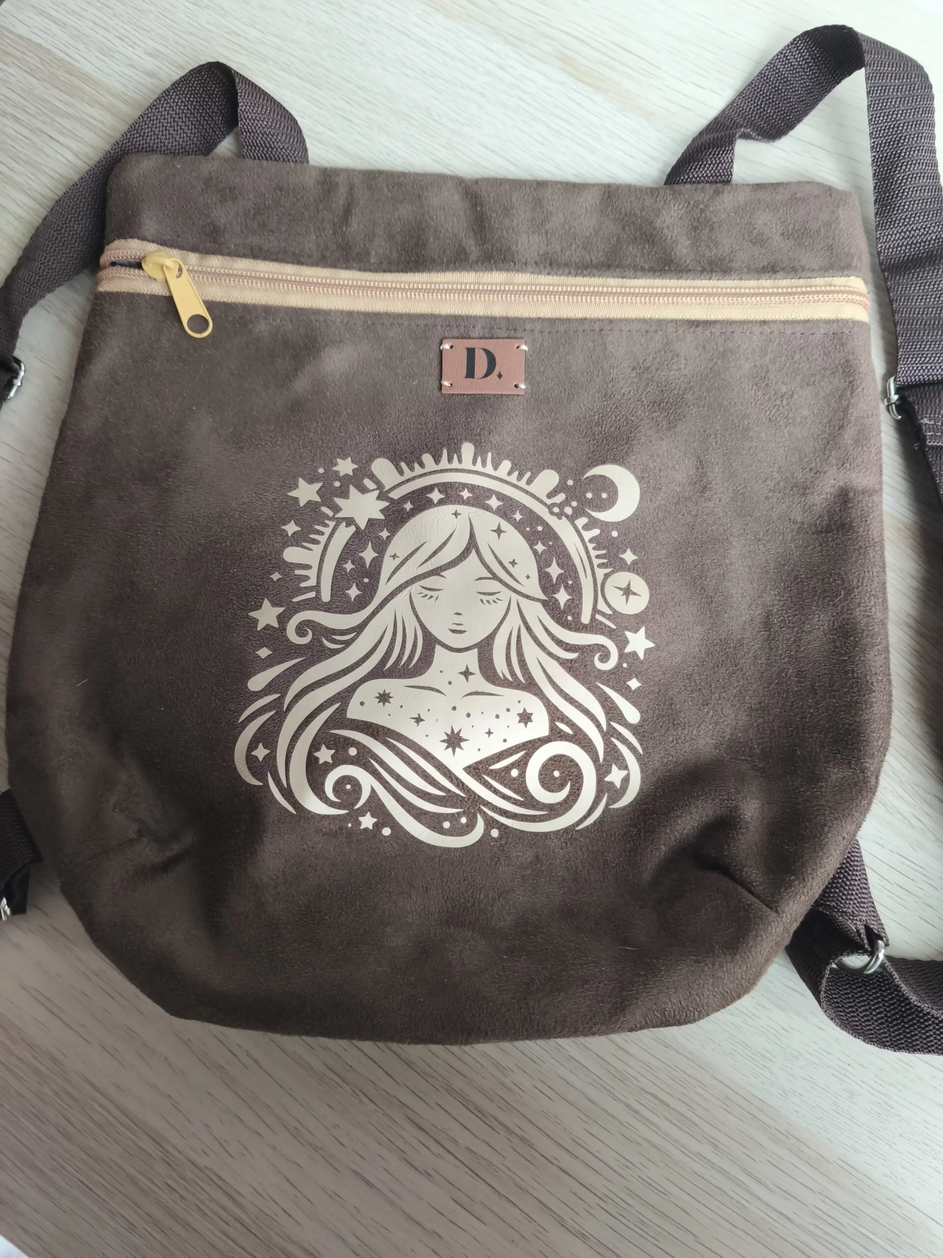 Mochila "Diosa Cósmica"