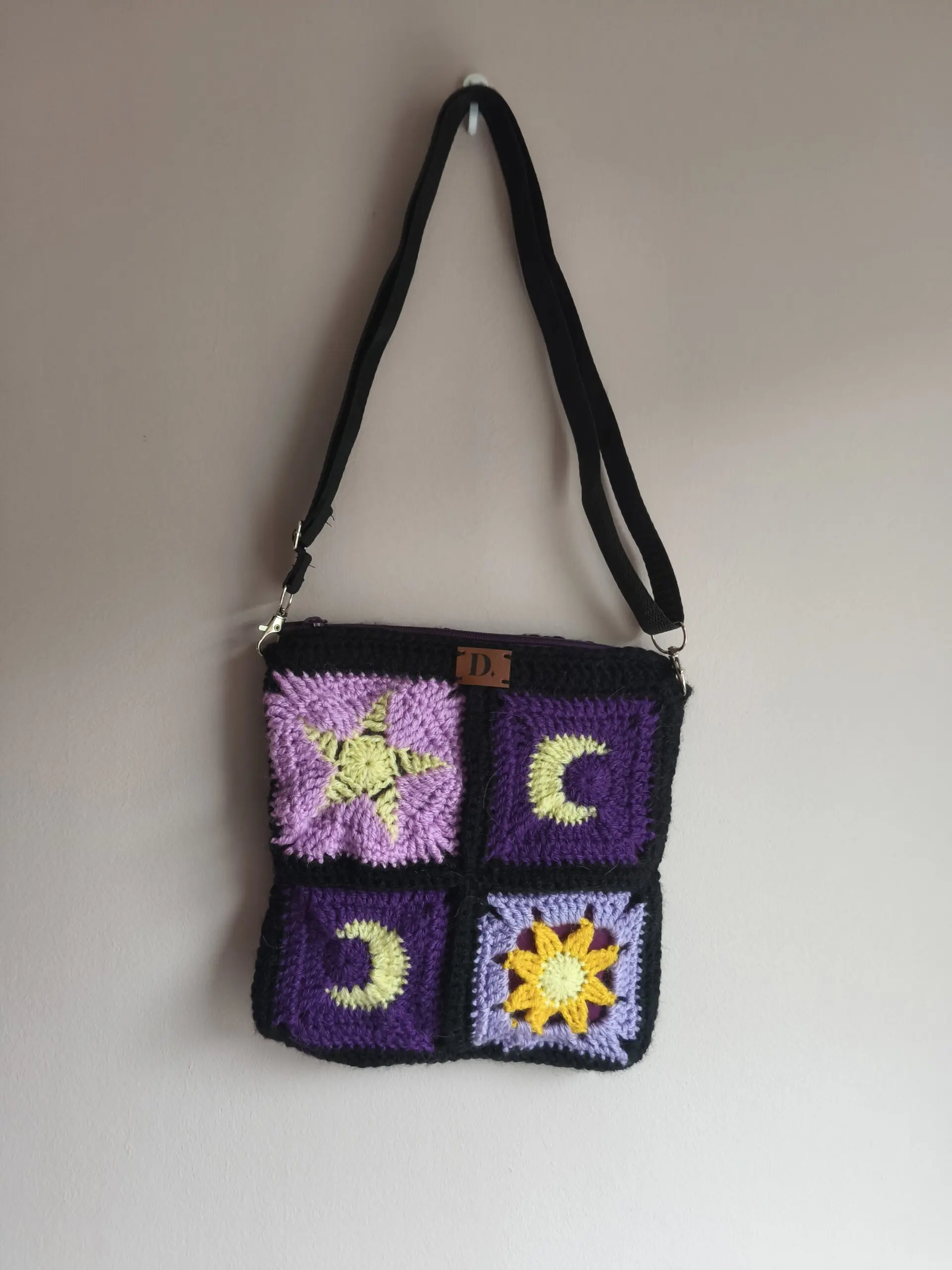Sling Bag "Moon & Star" Crochet