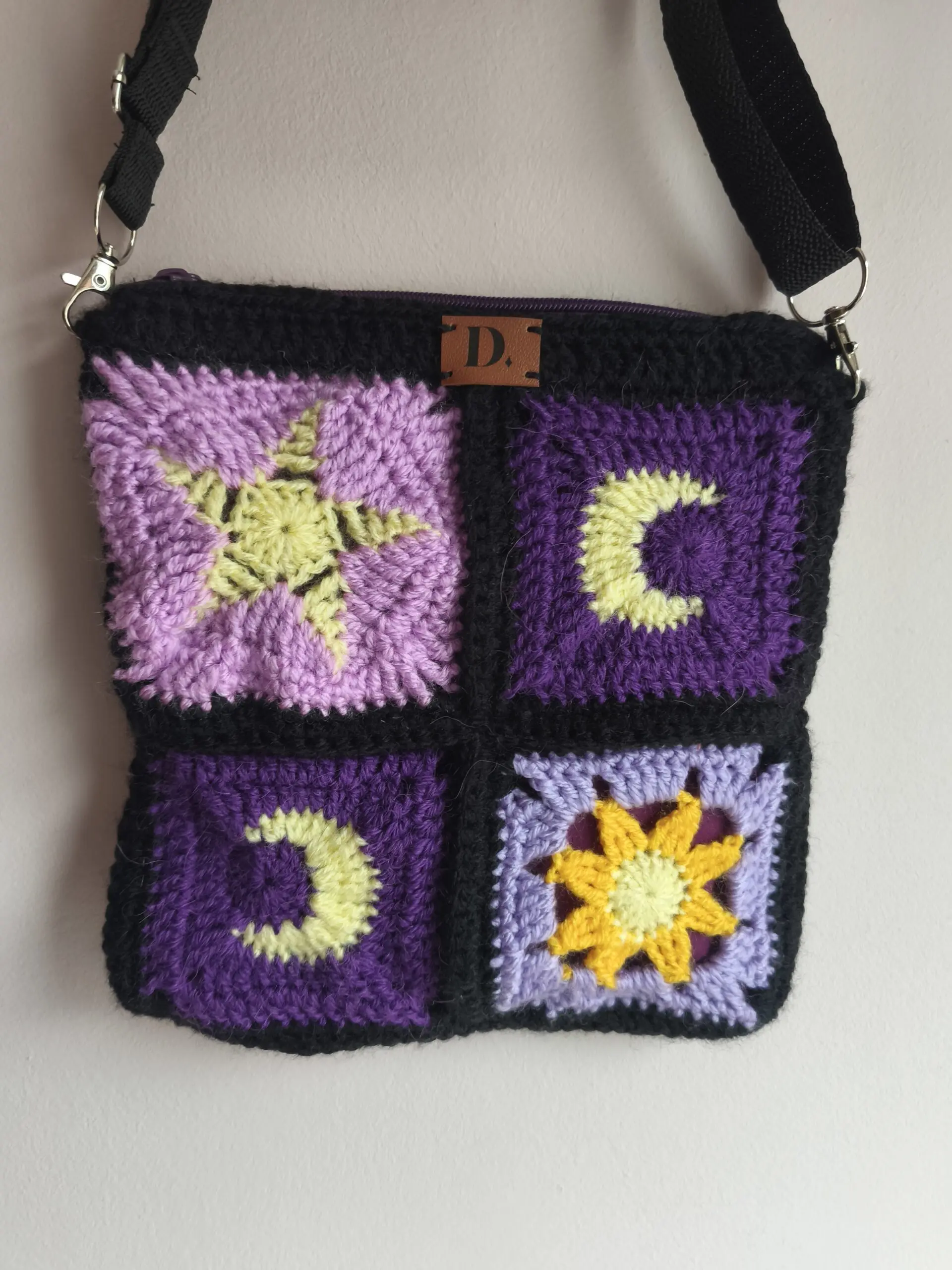 Sling Bag "Moon & Star" Crochet - Imagen 3