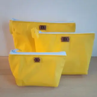 Neceser Impermeable " Yellow" Grande