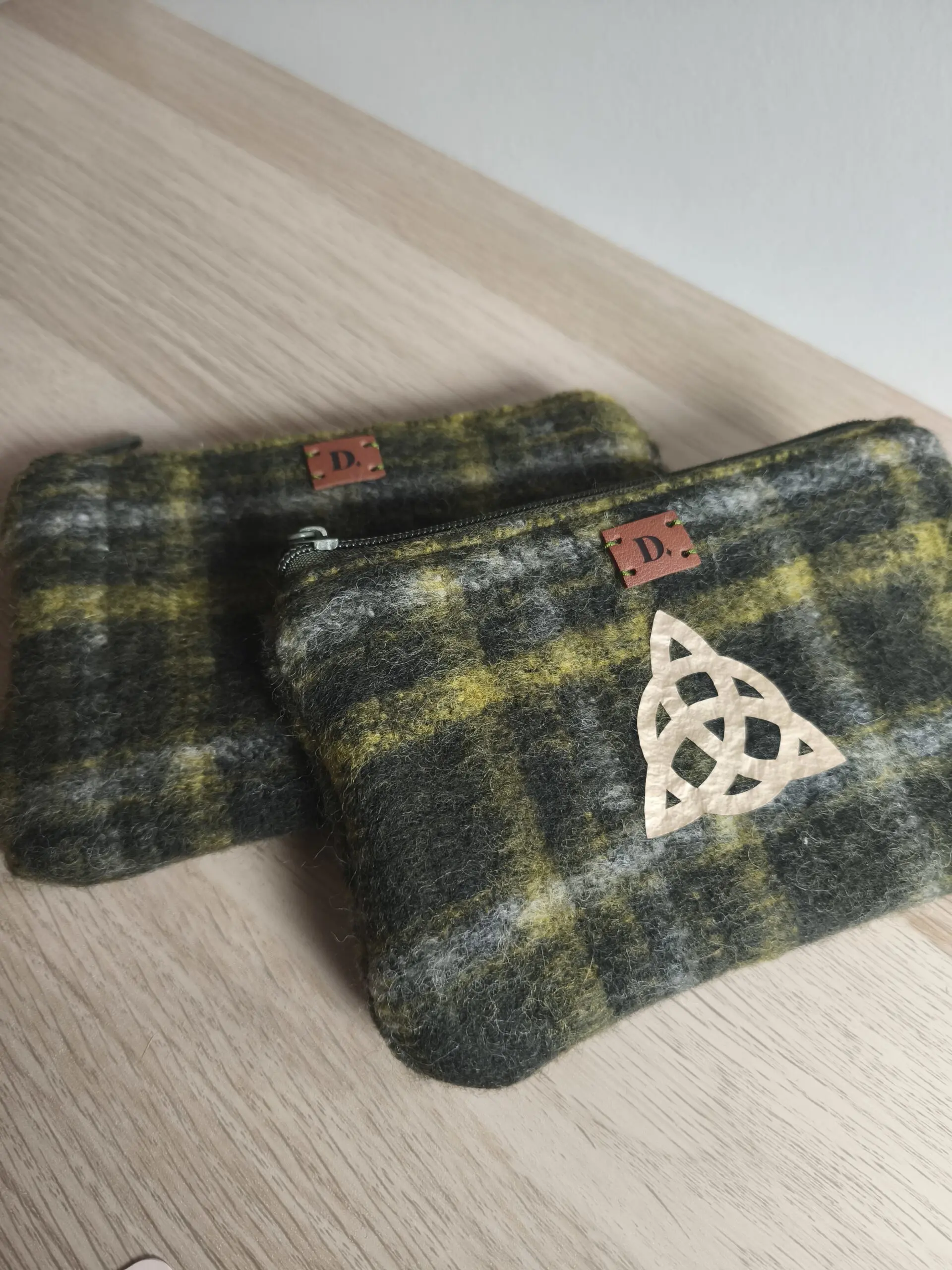 Monedero Grande Clan