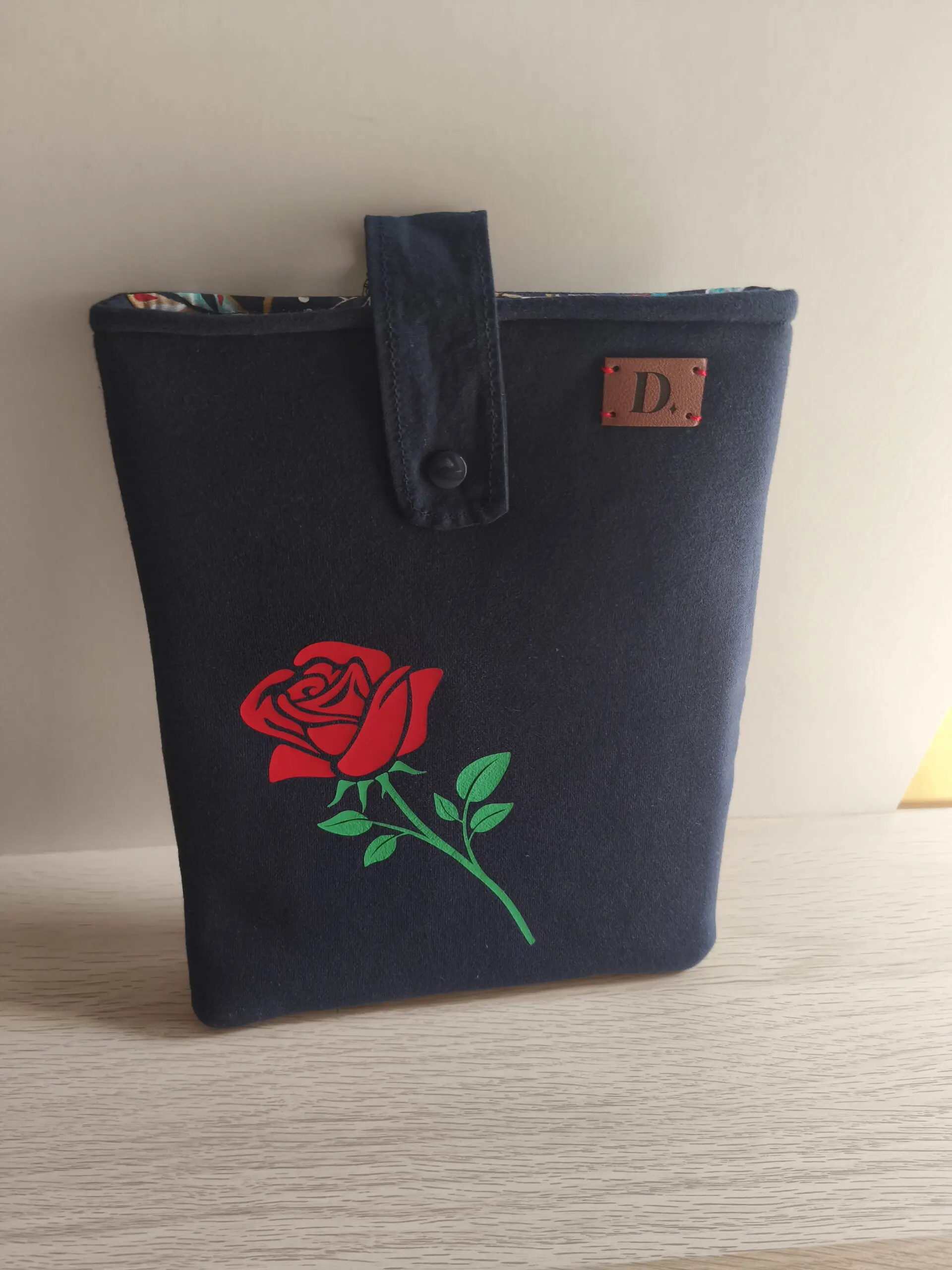 Funda de Libro "Rosa" Azul Marino