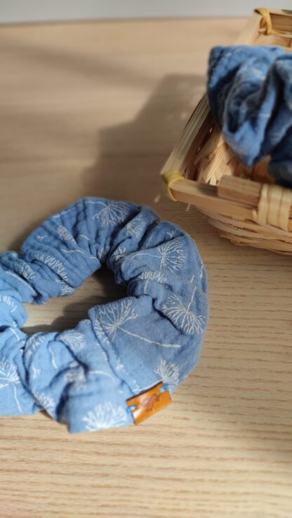 Coletero Scrunchie Blue Dandelion - Imagen 2