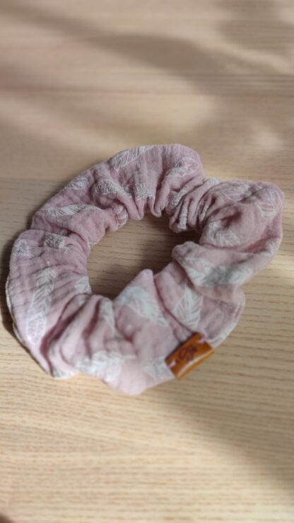 Coletero Scrunchie Pink Feathers