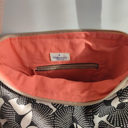 Sling Bag Ginkgo Negro y Coral - Imagen 4