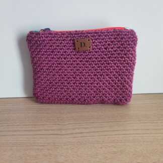Monedero de Ganchillo musgo morado